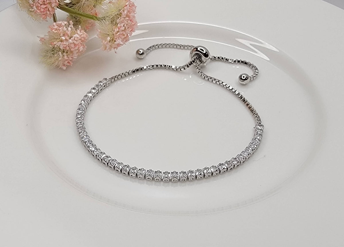 BETTYOH INC - CZ SLIDE ADJUSTABLE BRACELET.