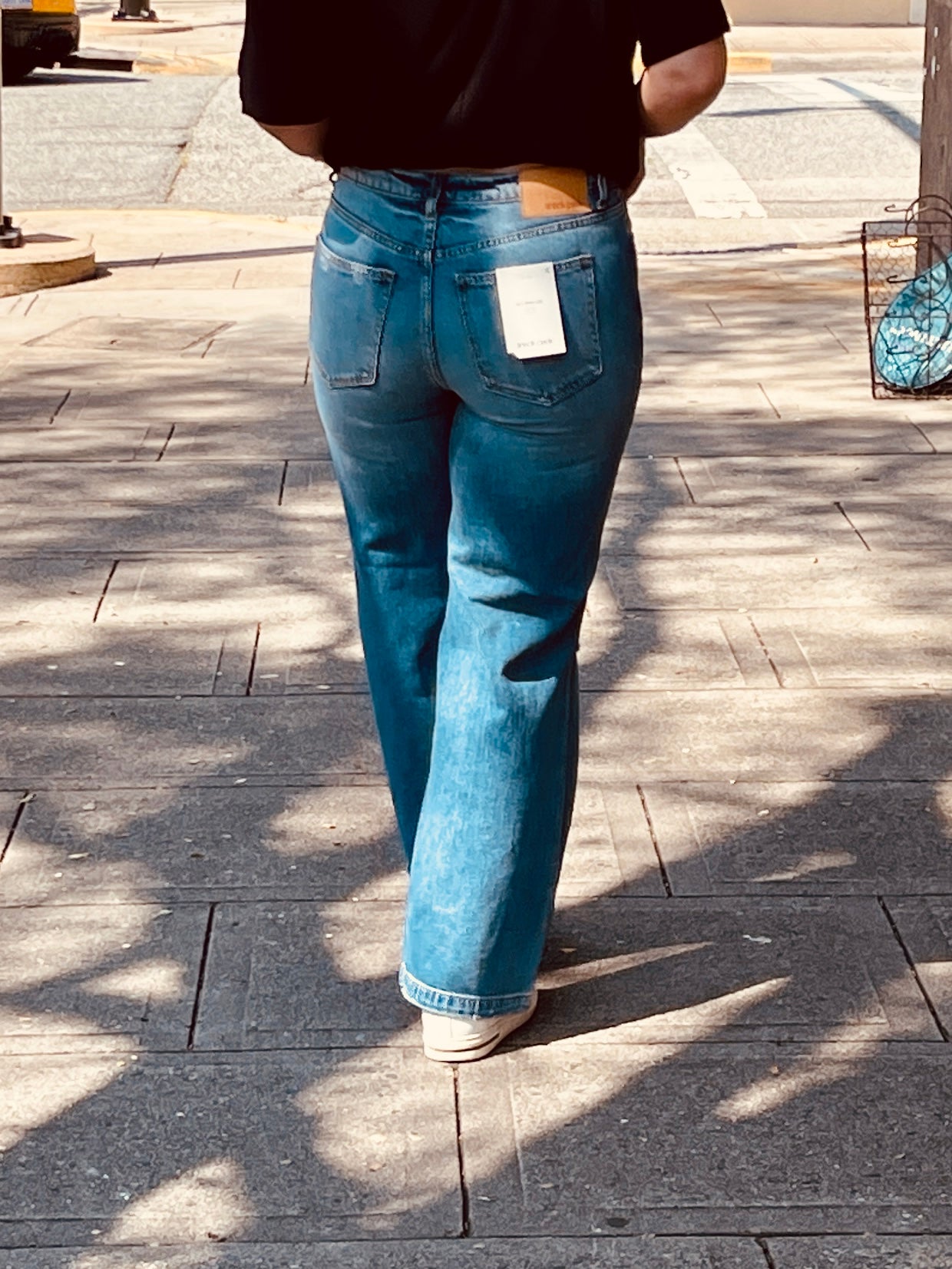 The Penny 90s Wide Leg Jeans