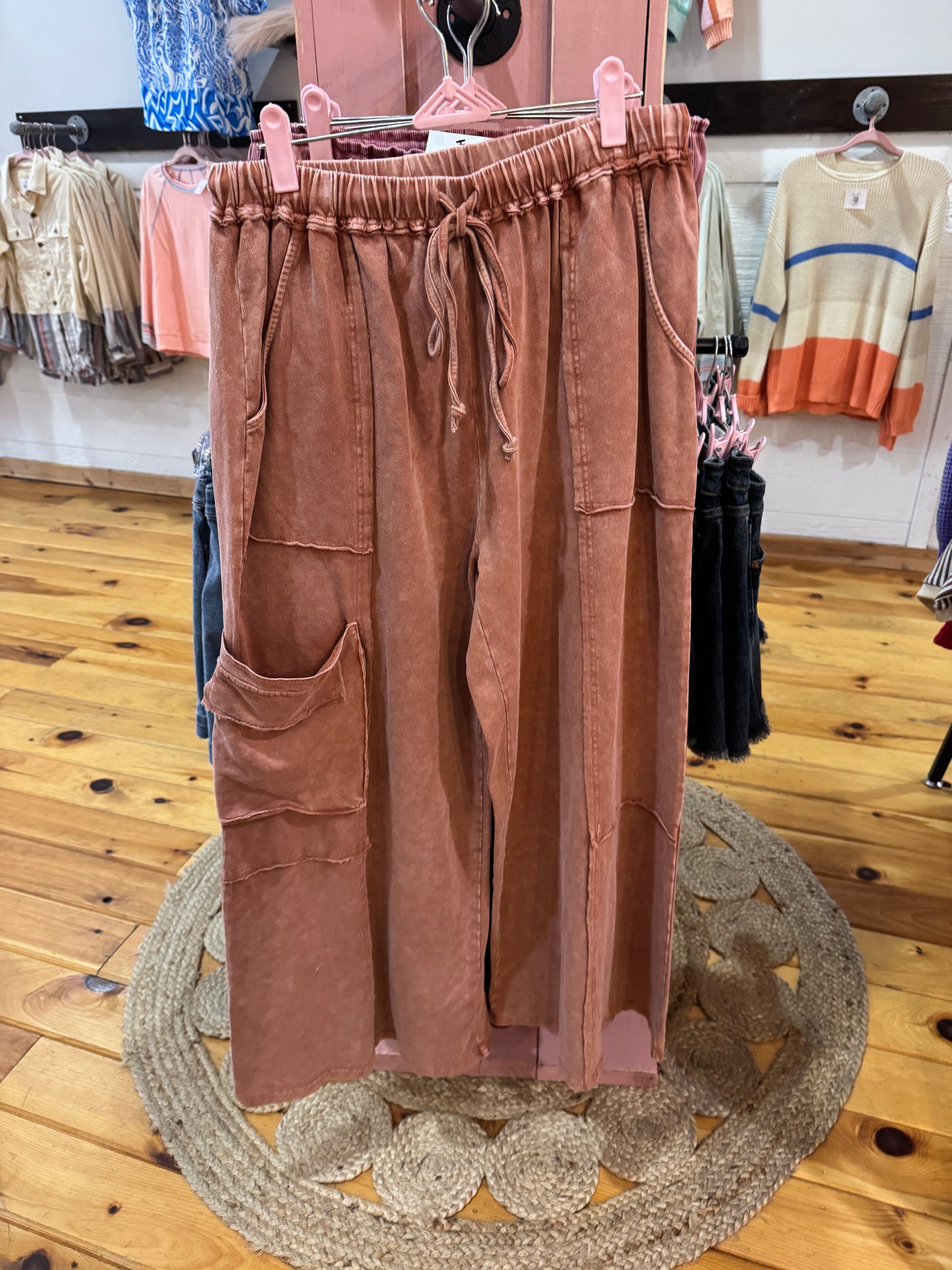 Easel Lounge Pants