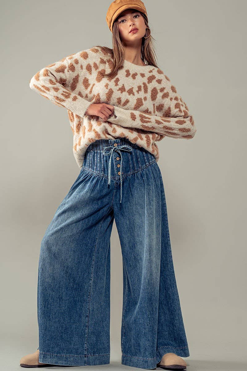 Pleated Wide-Leg Pants