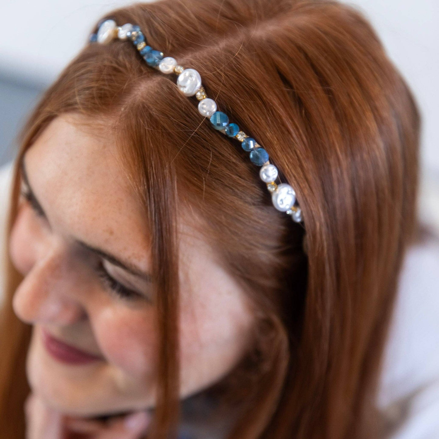 Wavy Oyster Pearl Headband - Ocean Blue