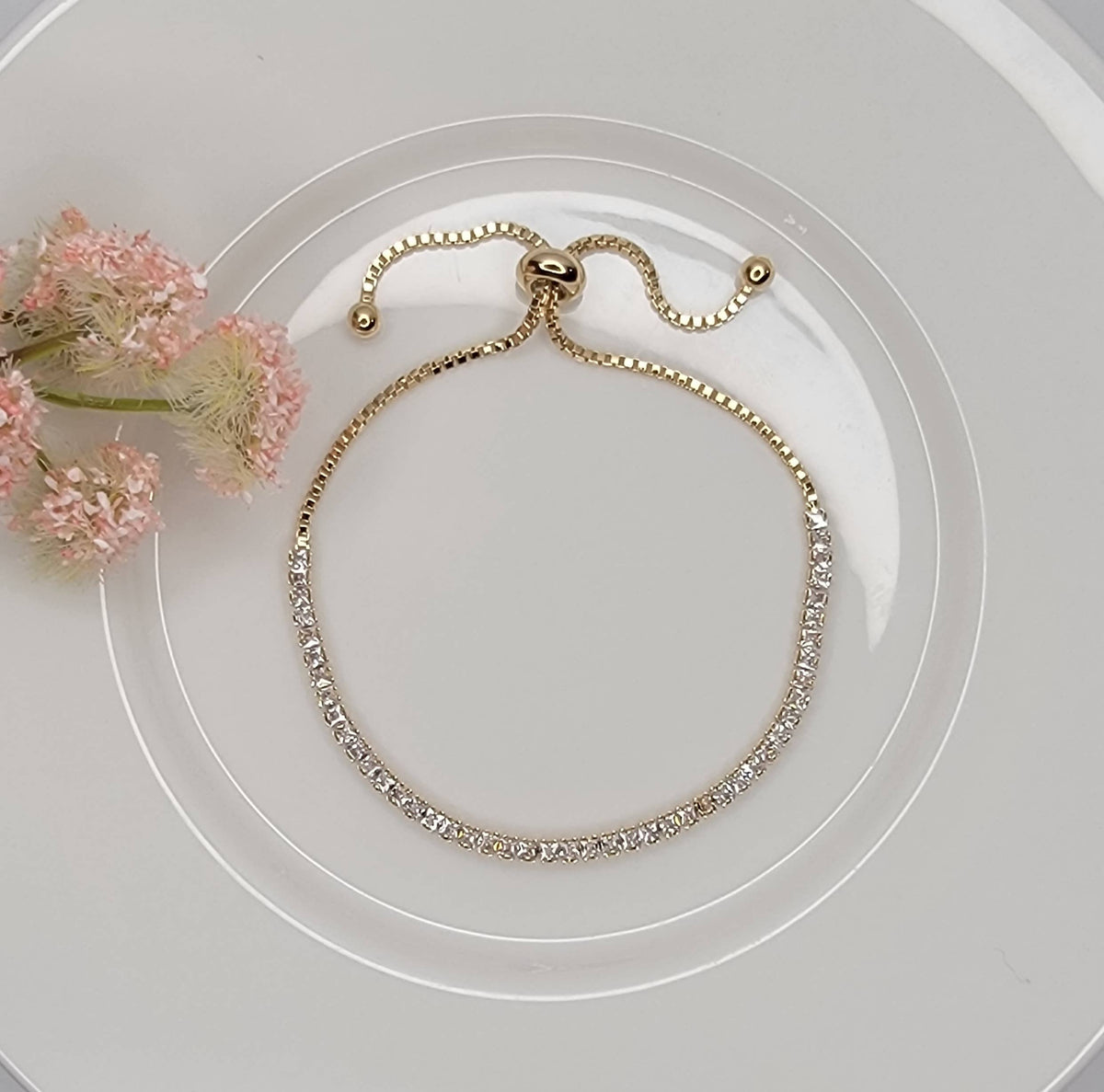 BETTYOH INC - CZ SLIDE ADJUSTABLE BRACELET.