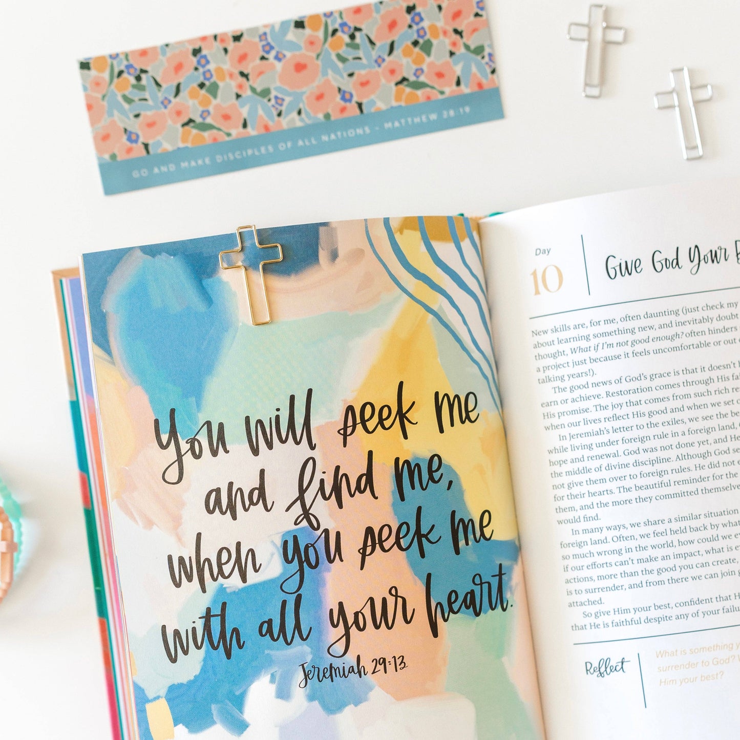 Ryan & Rose - Bookmark + Cross Paper Clips