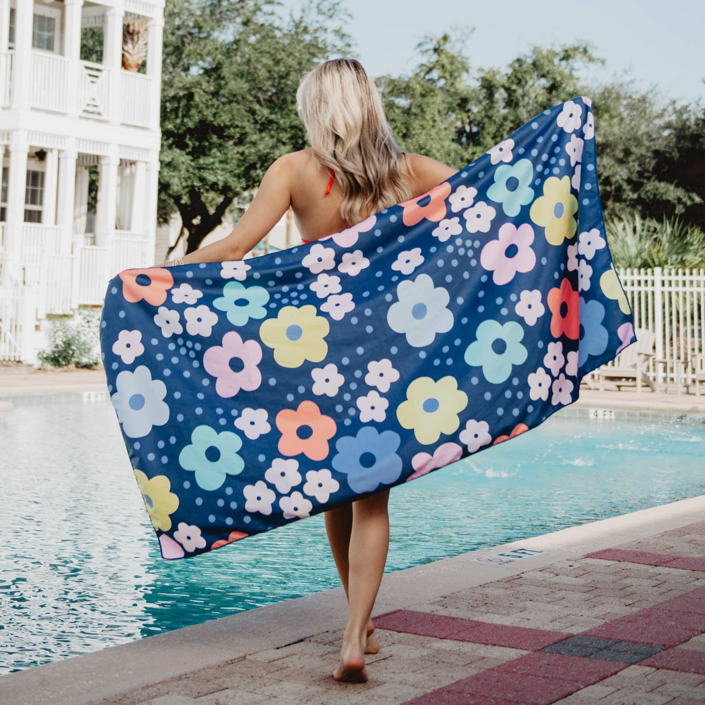 Navy Daisy Beach Towel