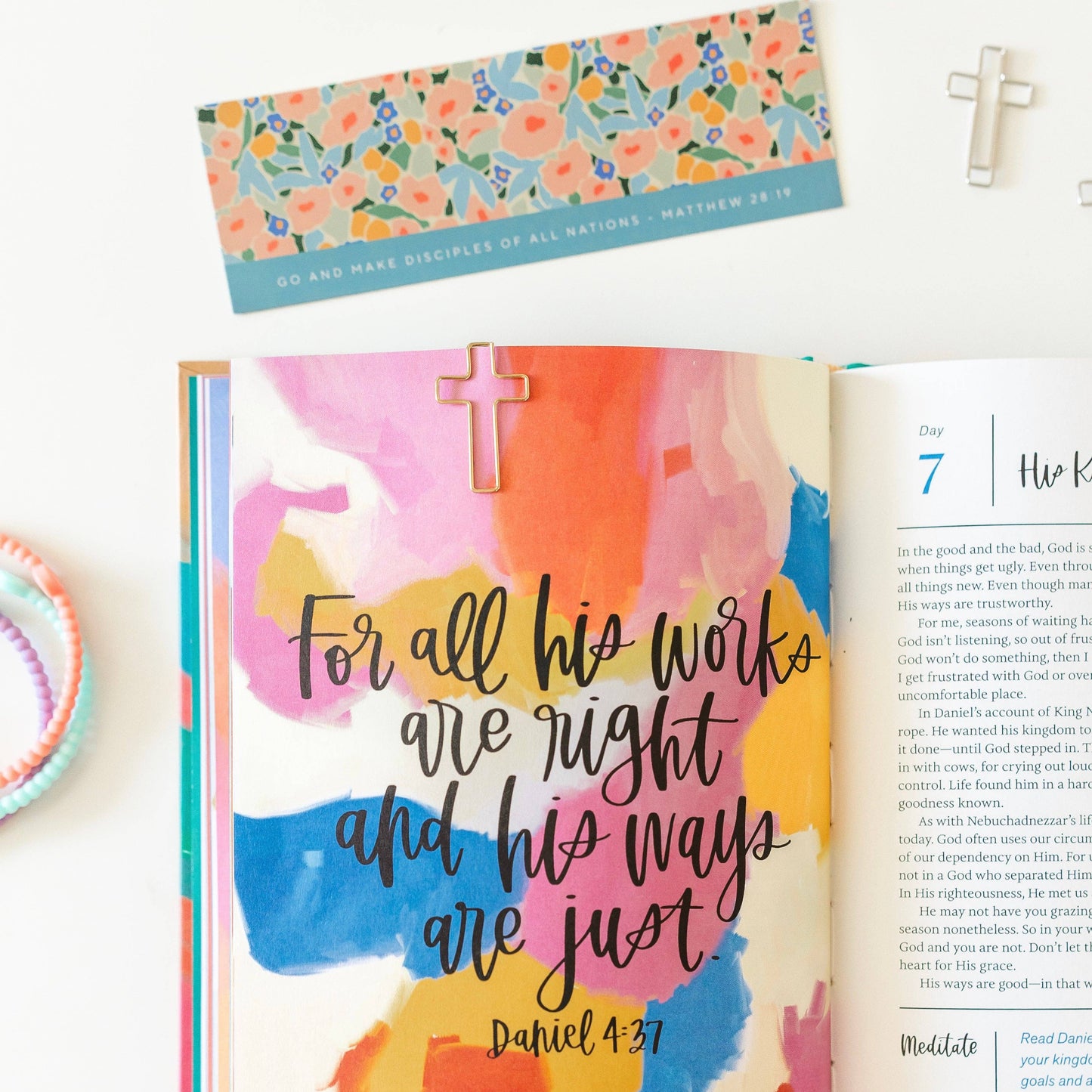 Ryan & Rose - Bookmark + Cross Paper Clips