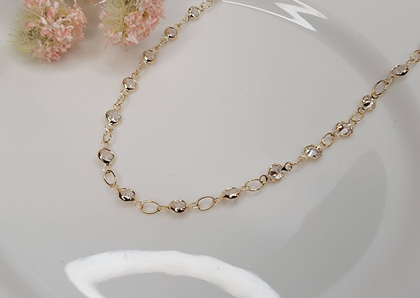 BETTYOH INC - DELICATE CZ LINK NECKLACE.