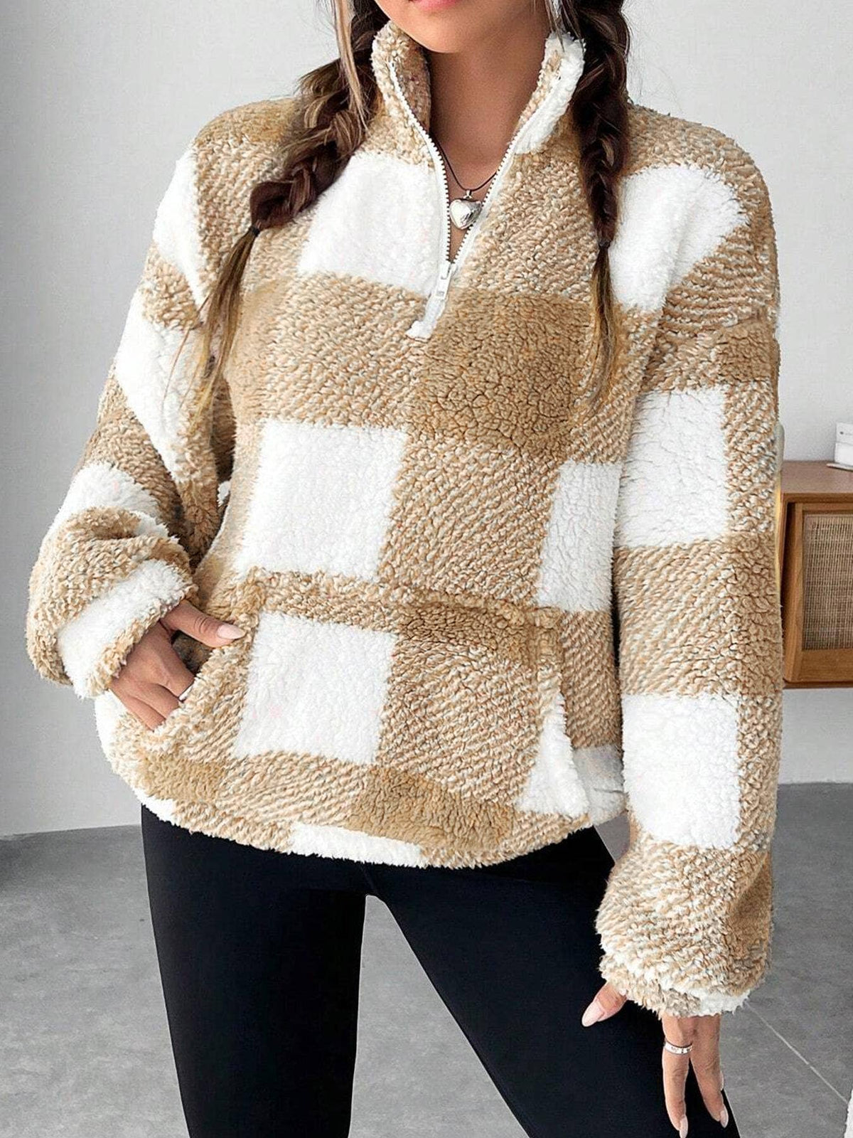 HIDDENBRAND - Pocket zip pullover plaid teddy sweatshirt