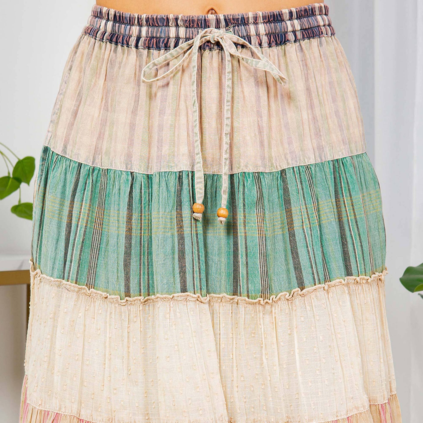 Crinkled Tiered Skirt-Mixed Colors