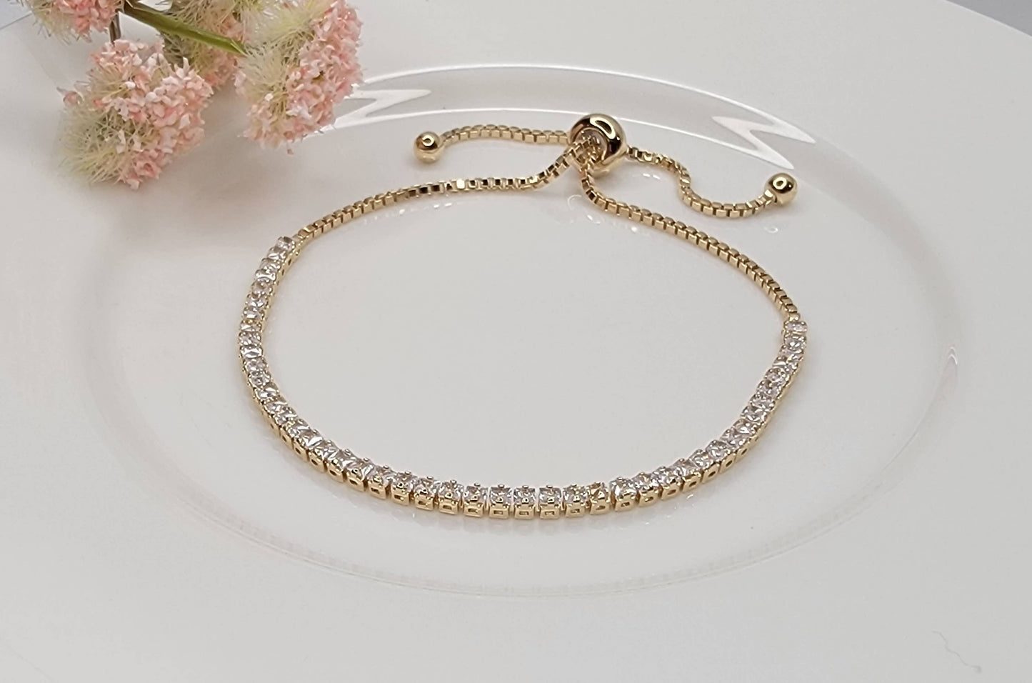 BETTYOH INC - CZ SLIDE ADJUSTABLE BRACELET.