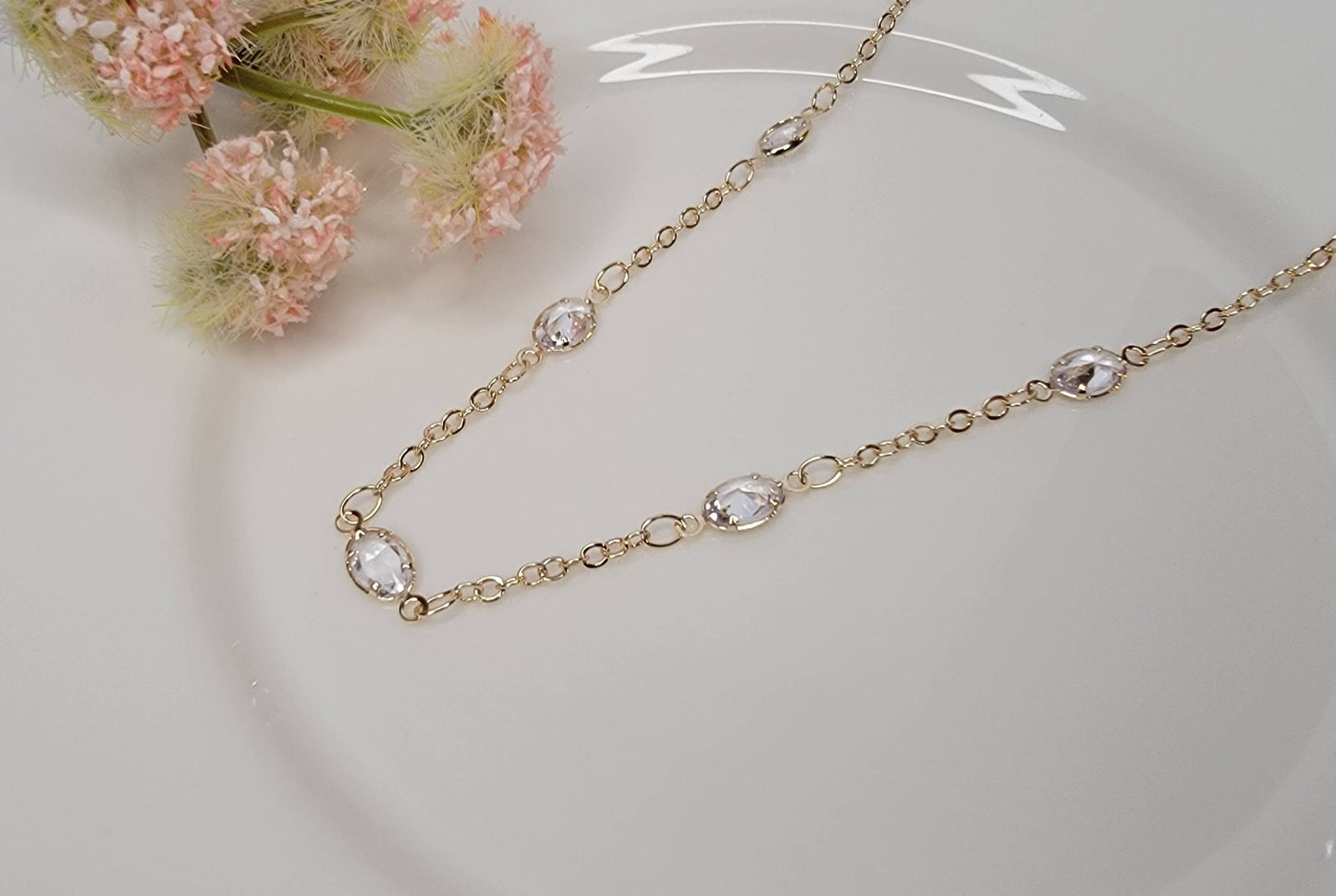 BETTYOH INC - OVAL CZ CHAIN LINK NECKLACE.