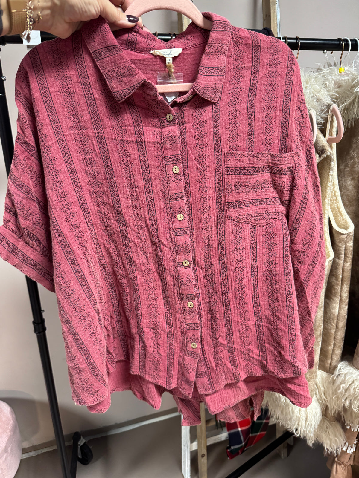 Easel Fall Button Down