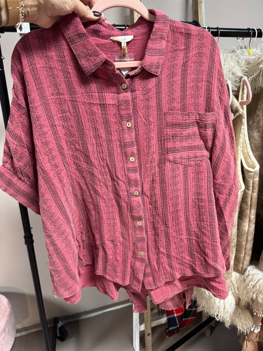 Easel Fall Button Down
