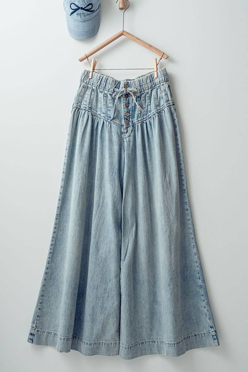 Pleated Wide-Leg Pants